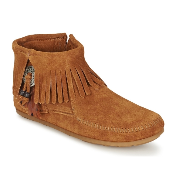 Minnetonka Shoes - Minnetonka Concho feather side zip fringe moccasin boot size 7